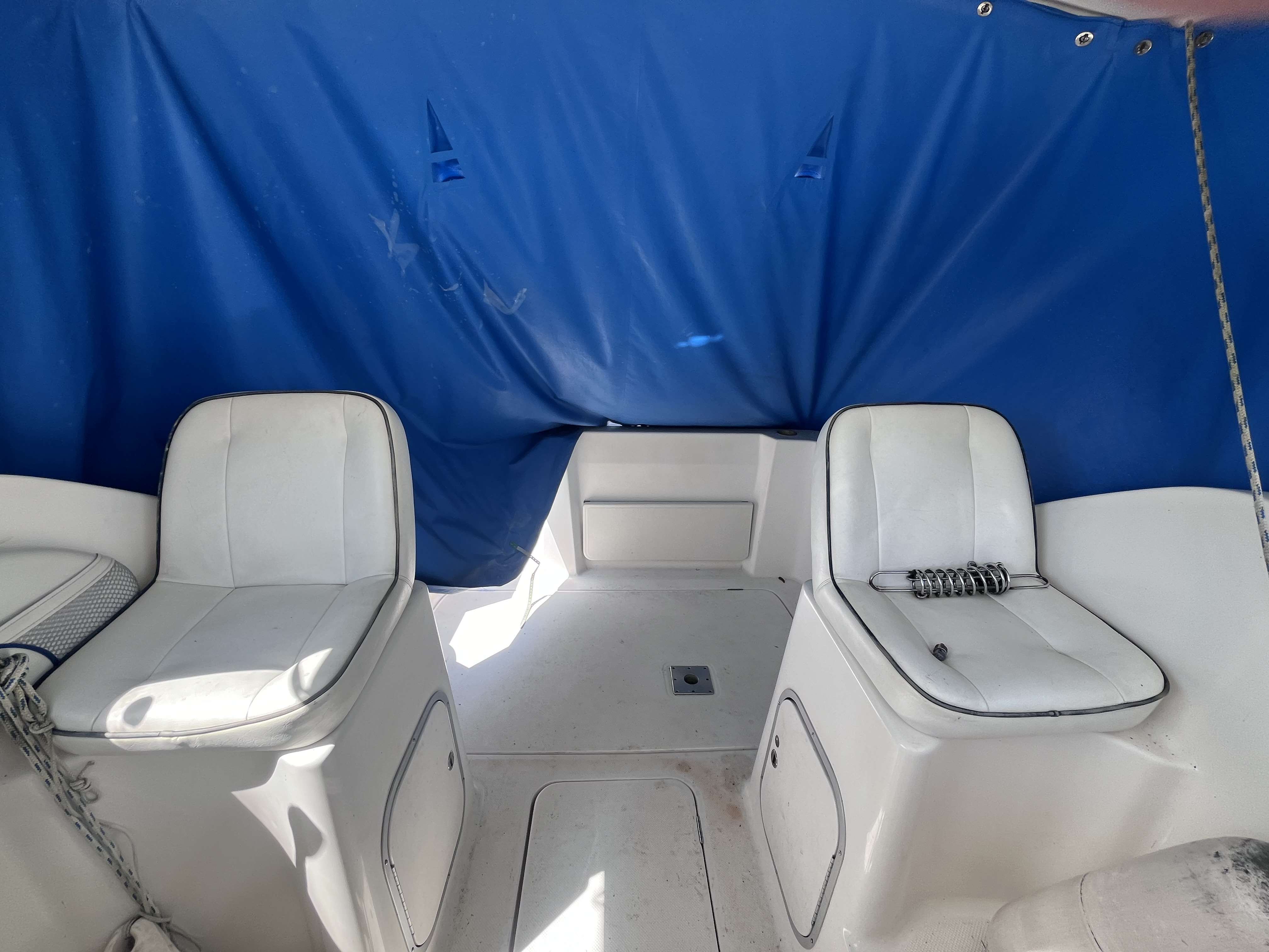 slider 6 Bayliner  242 Classic